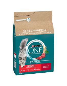 2 x 2,8 kg Purina ONE till ett specialpris! - SterilCat nötkött (2 x 2,8 kg)